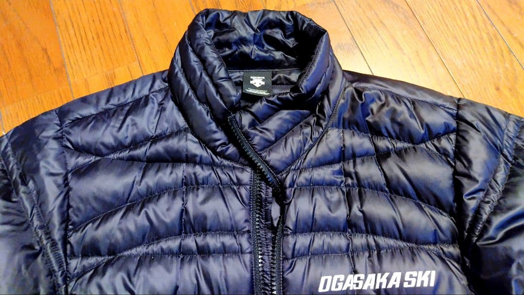 極美品DESCENTEデサント製オガサカOGASAKAダウンジャケットMサイズ
