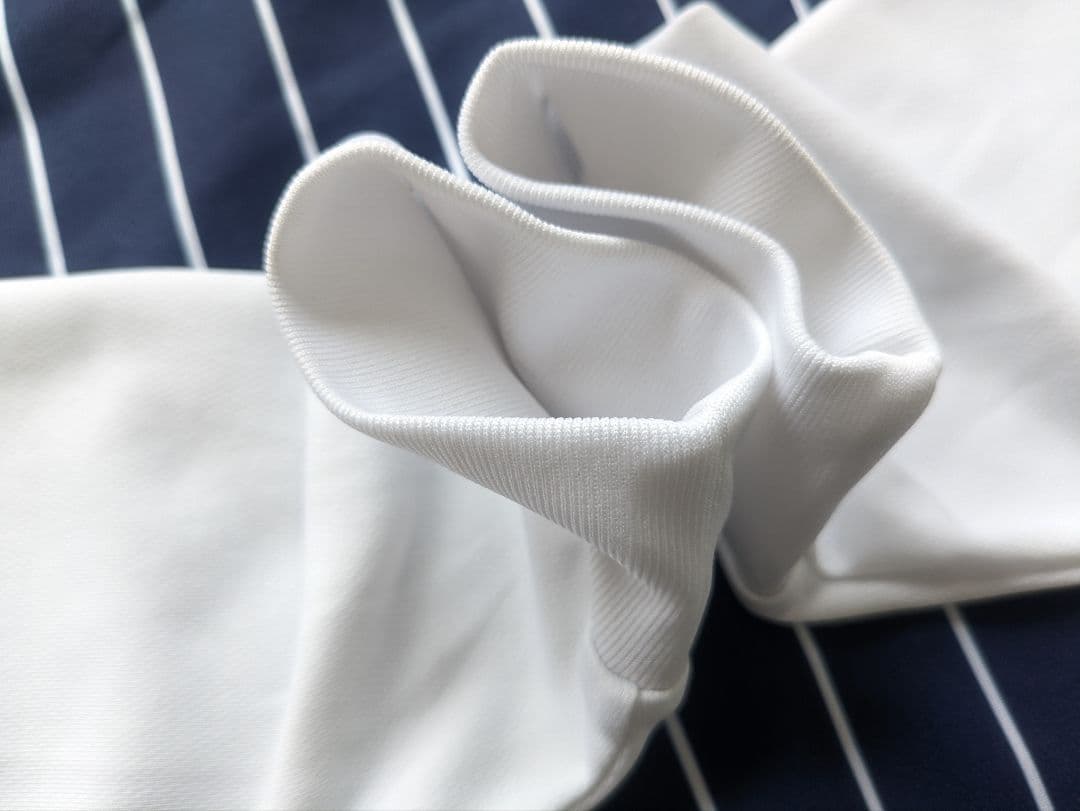 美品 ballaholic ボーラホリック ストライプロンT