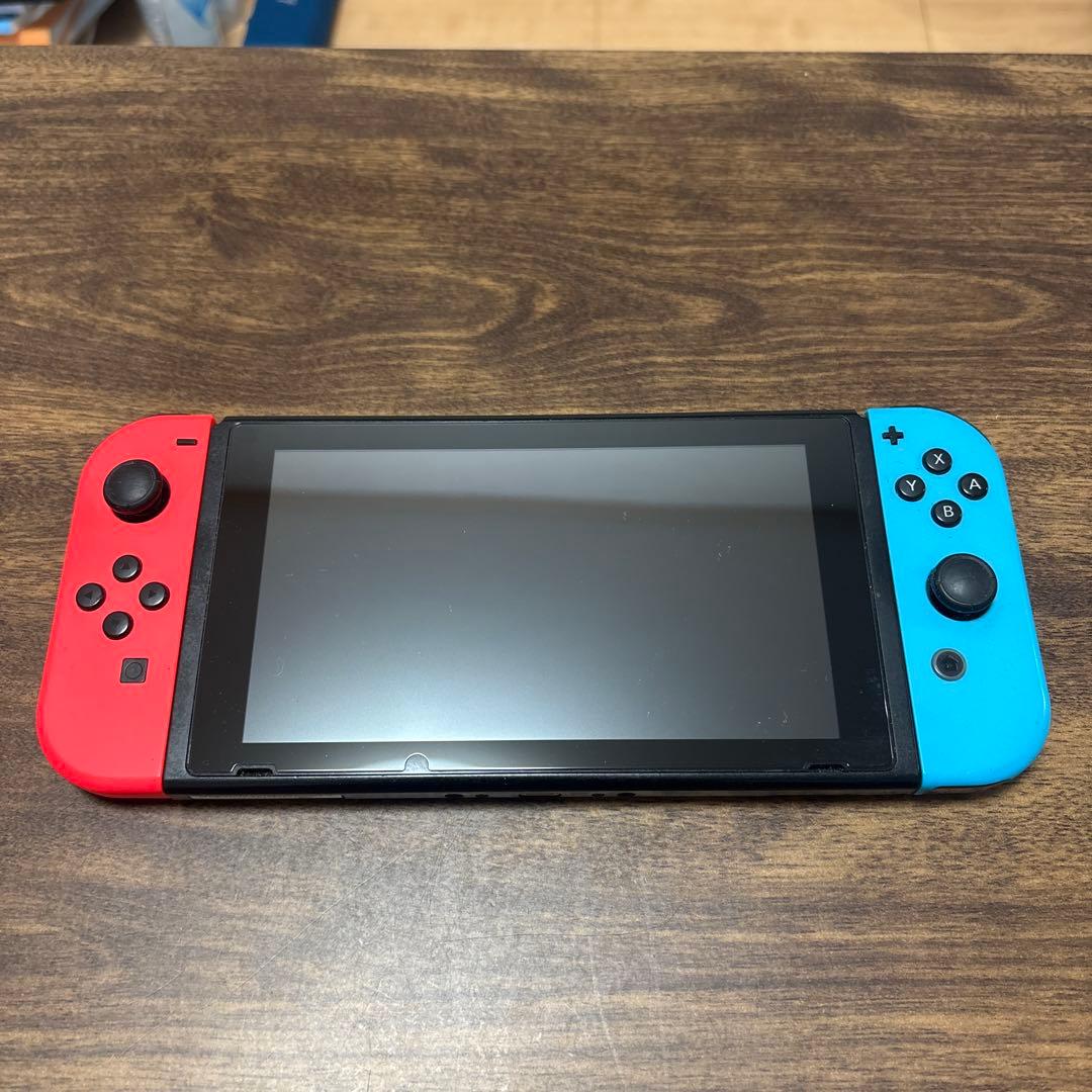 ジャンク Switch 本体➕Switch lightワイヤレスコントローラー