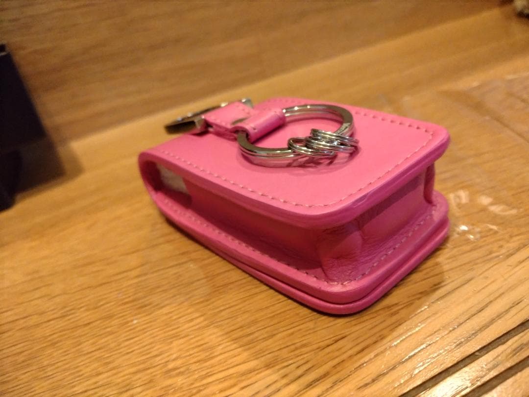 yukachel様メルセデスベンツ 純正 キーカバー 牛革 GEN8 pink