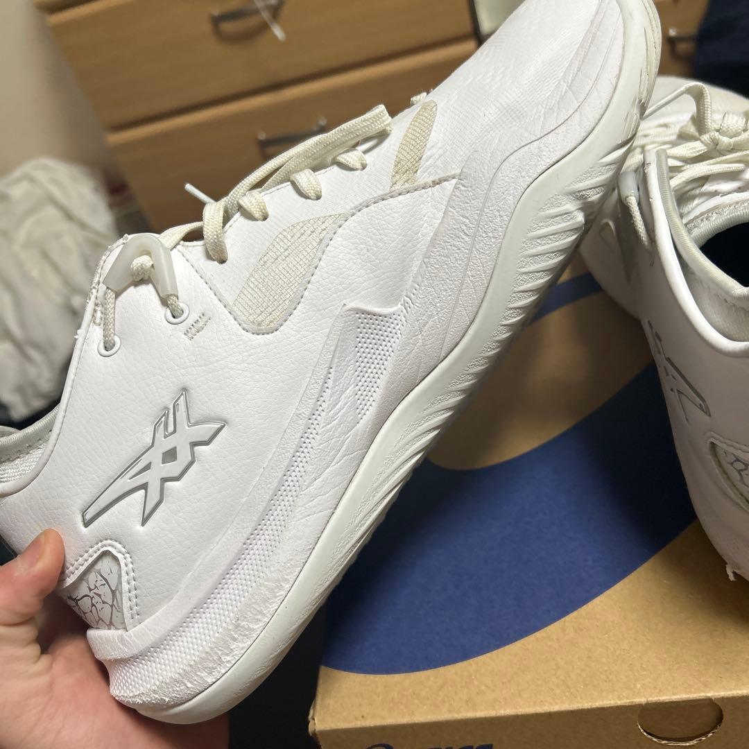 シューズ asics NOVA SURGE LOW 2 28.5cm