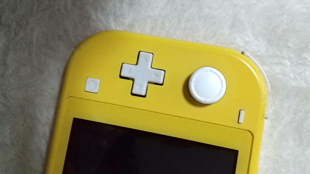 Nintendo Switch Lite イエロー 本体 動作品 液晶キズなし
