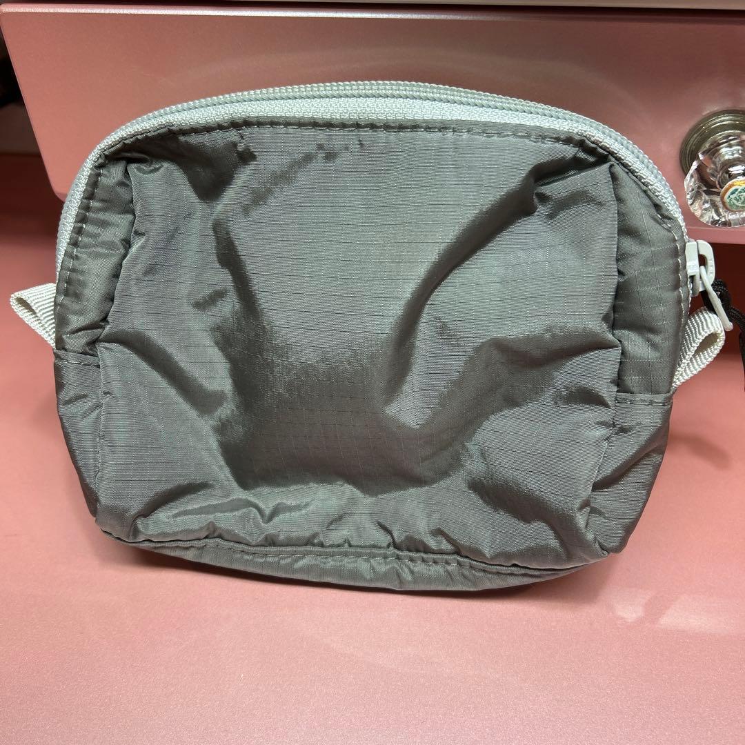 未使用] BRIEFING ゴルフボール等小物バック