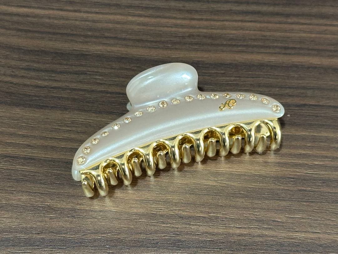 【新品】acca ティアラクイーン クリップ Mサイズ ベージュBG