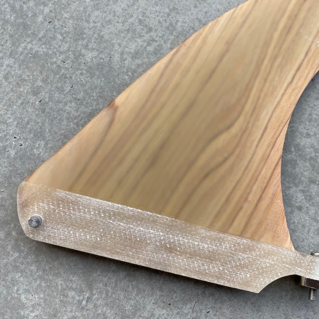 シングルフィン　フィン　ロングボード　ミッドレングス　ウッド　木目　7インチ