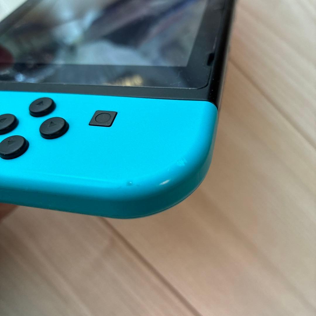 Nintendo Switch 本体(ネオンブルー/レッド)