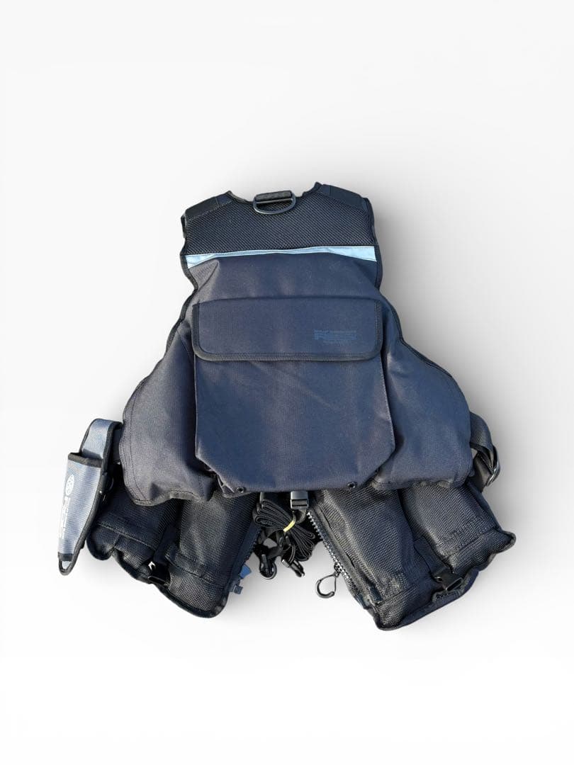 リバレイ RBB ルアーゲームベスト ブラック×ブラック フローティングベスト