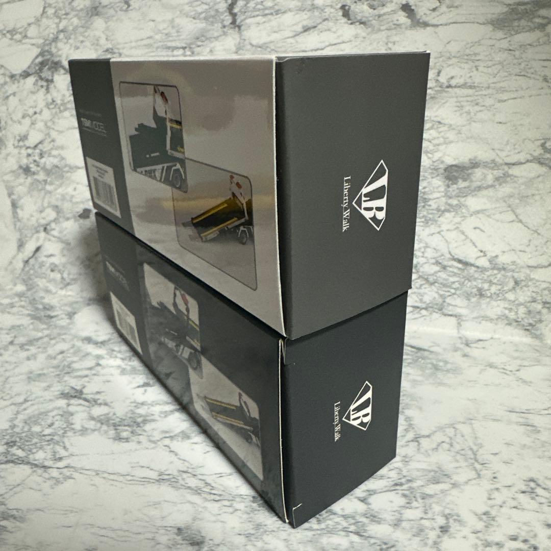 ミニGT車両積載車 LBWK 2台セット