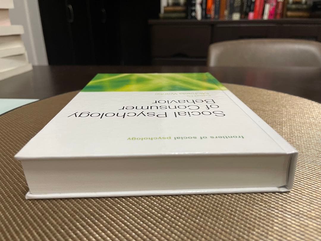 洋書 Social Psychology of Consumer Behavior