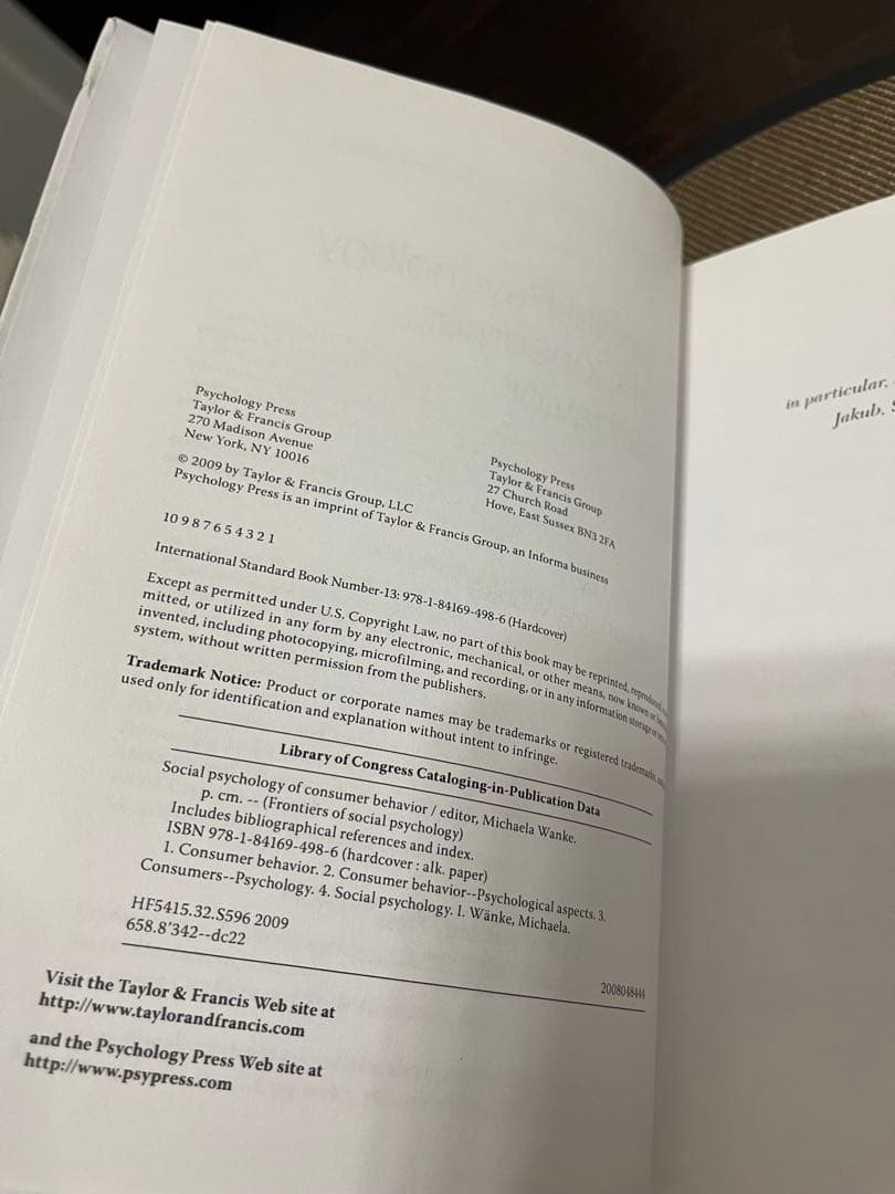 洋書 Social Psychology of Consumer Behavior