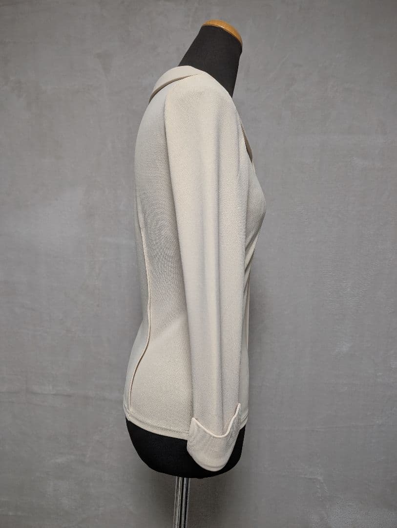 フォクシーNYのブラウス 　ベージュ　size38