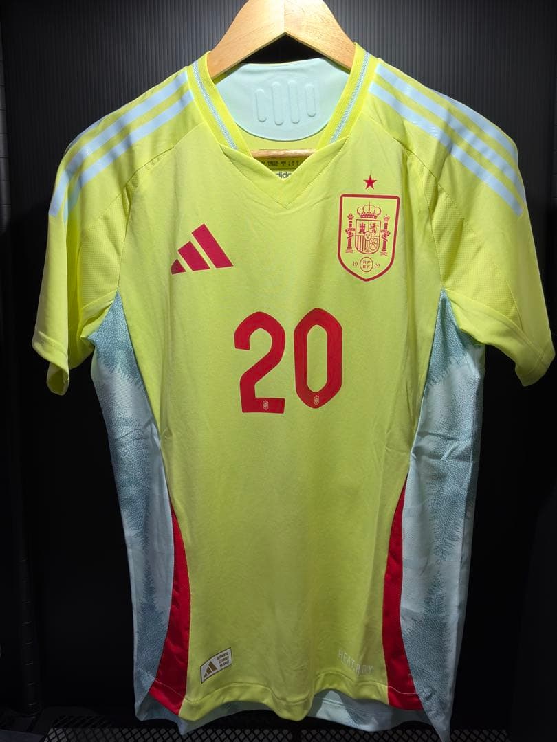 【正規品】adidas スペイン　ユニフォーム　オーセン　ペドリ　IS9034