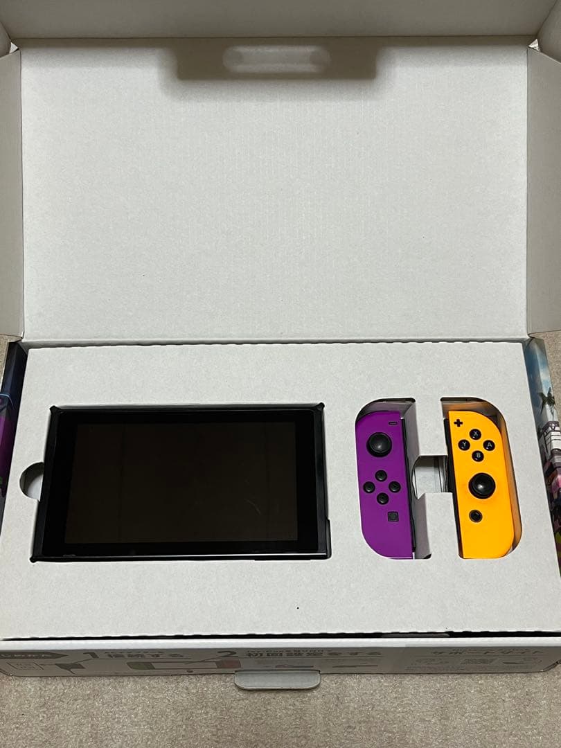 任天堂　switch スプラトゥーン2モデル　※ソフトなし　動作確認済み