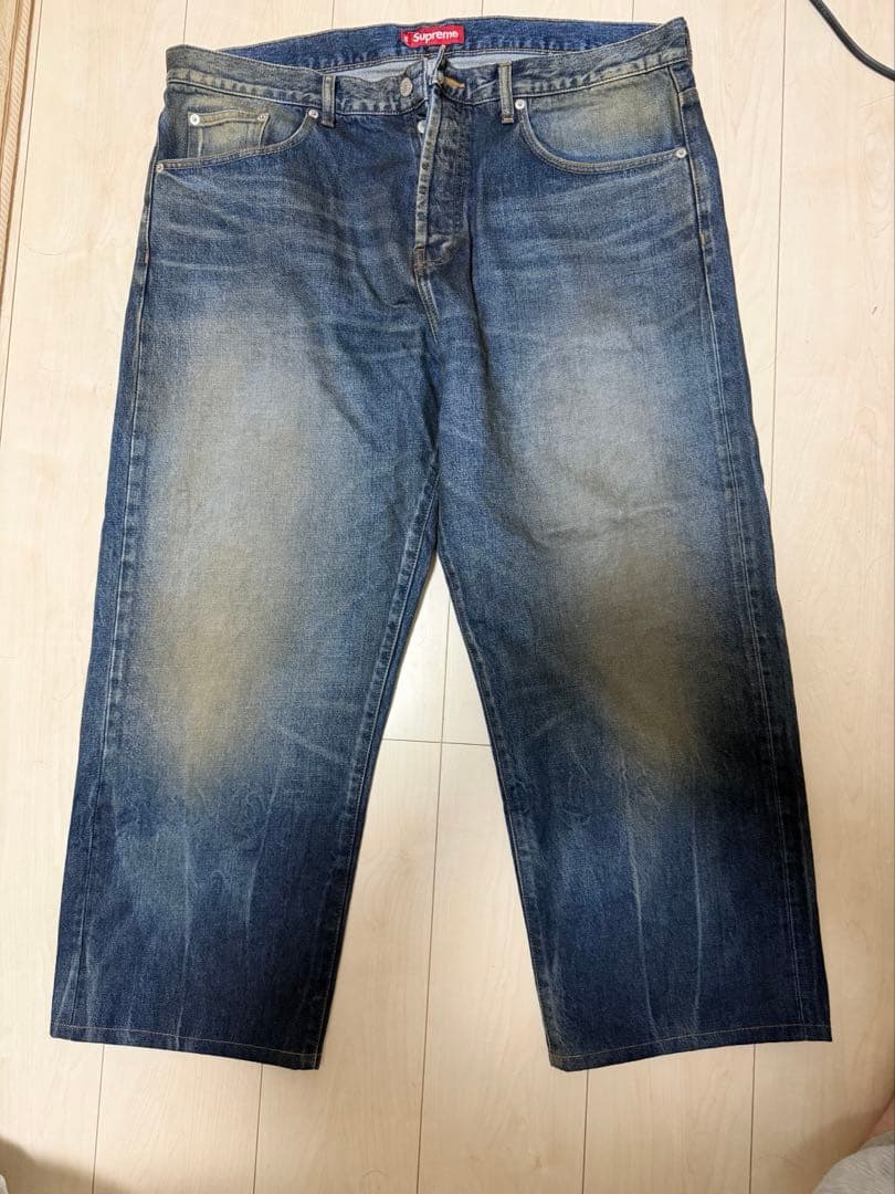 Supreme Distressed Loose Selvedge Jean ※