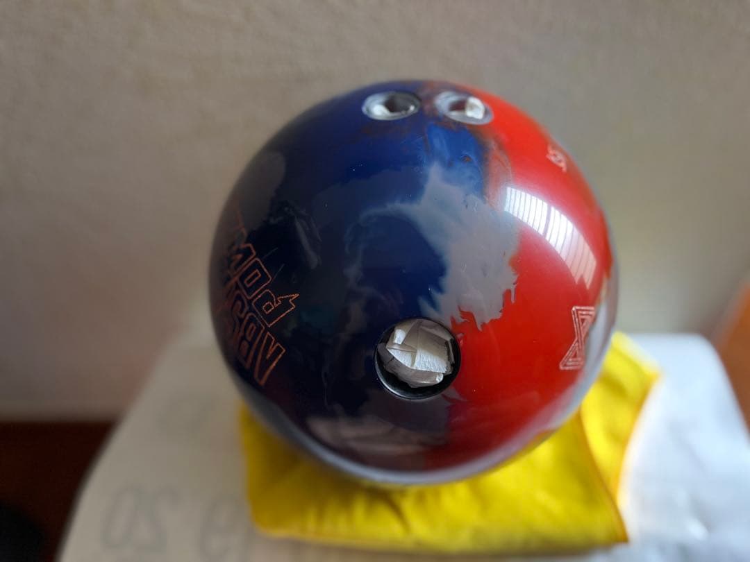 ボウリングボール 13lbs