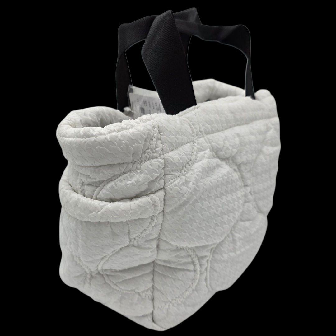 ☆専用出品マスターバニーエディションキルトカートバッグ ブラックとホワイト2点