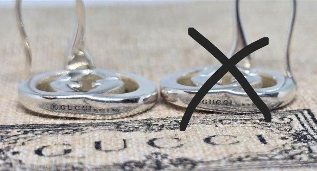 GUCCI シルバー ダブルGロゴ フックピアス