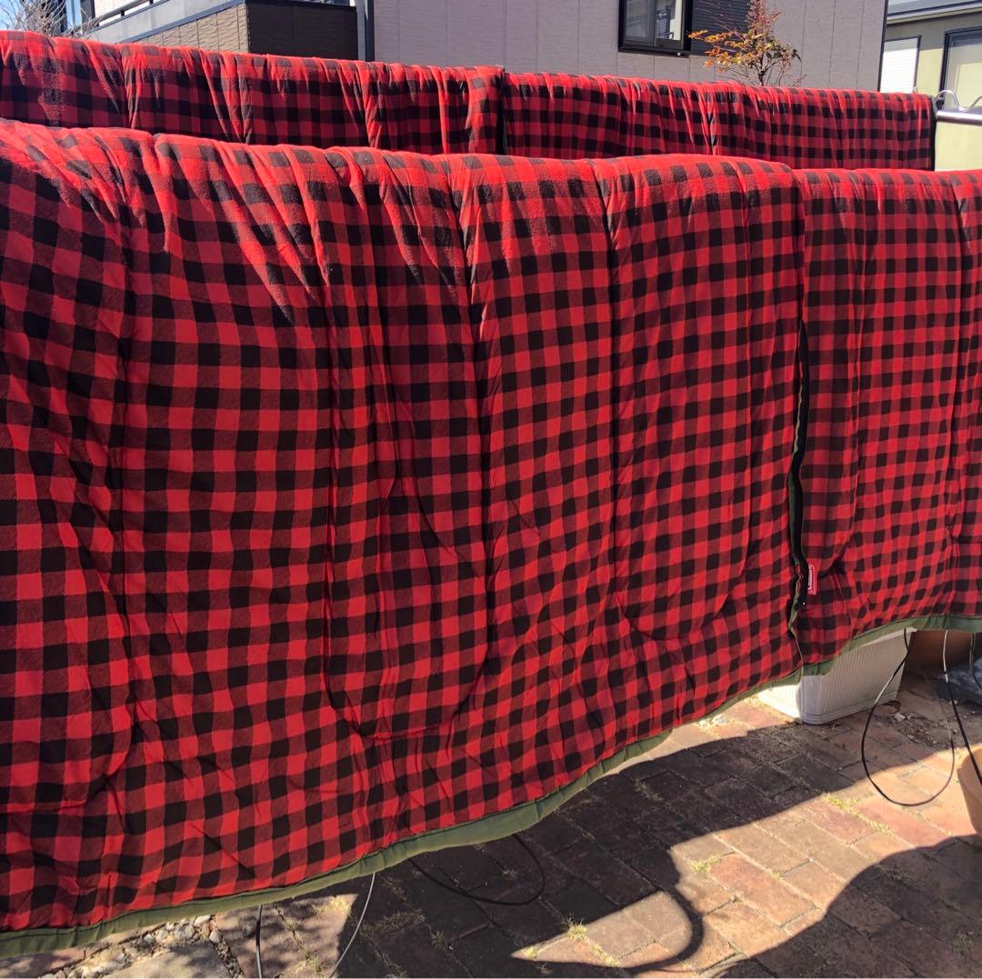 コールマン寝袋二枚　A