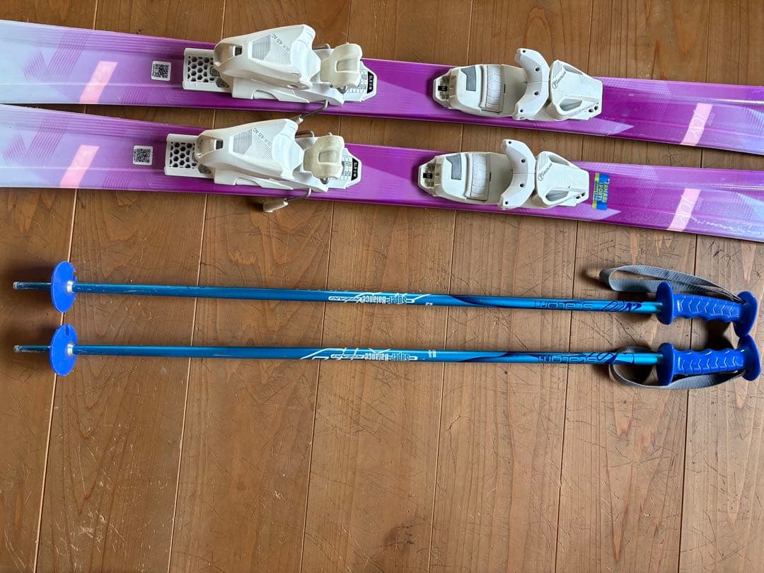 子ども用スキーウェア&スキー板セット