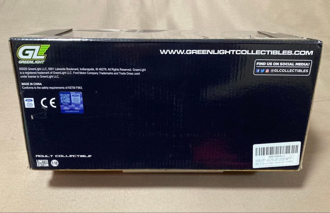 1/18　マッドマックス　V8インターセプター　グリーンライト　①