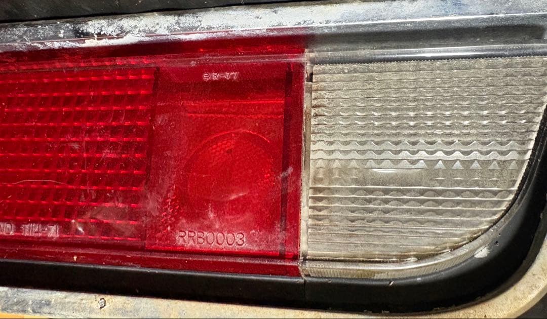 イスズ 117 クーペ PA90 ハンドメイド テール ライト純正 当時物 旧車