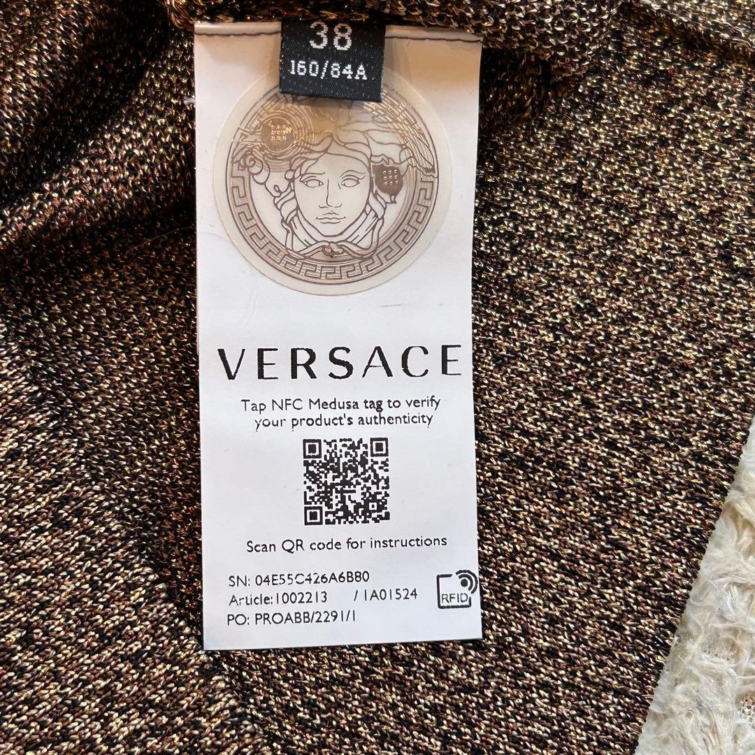 【新品タグ付き✨️VERSACE】 イタリア製 ヴェルサーチ メドゥーサ ベスト