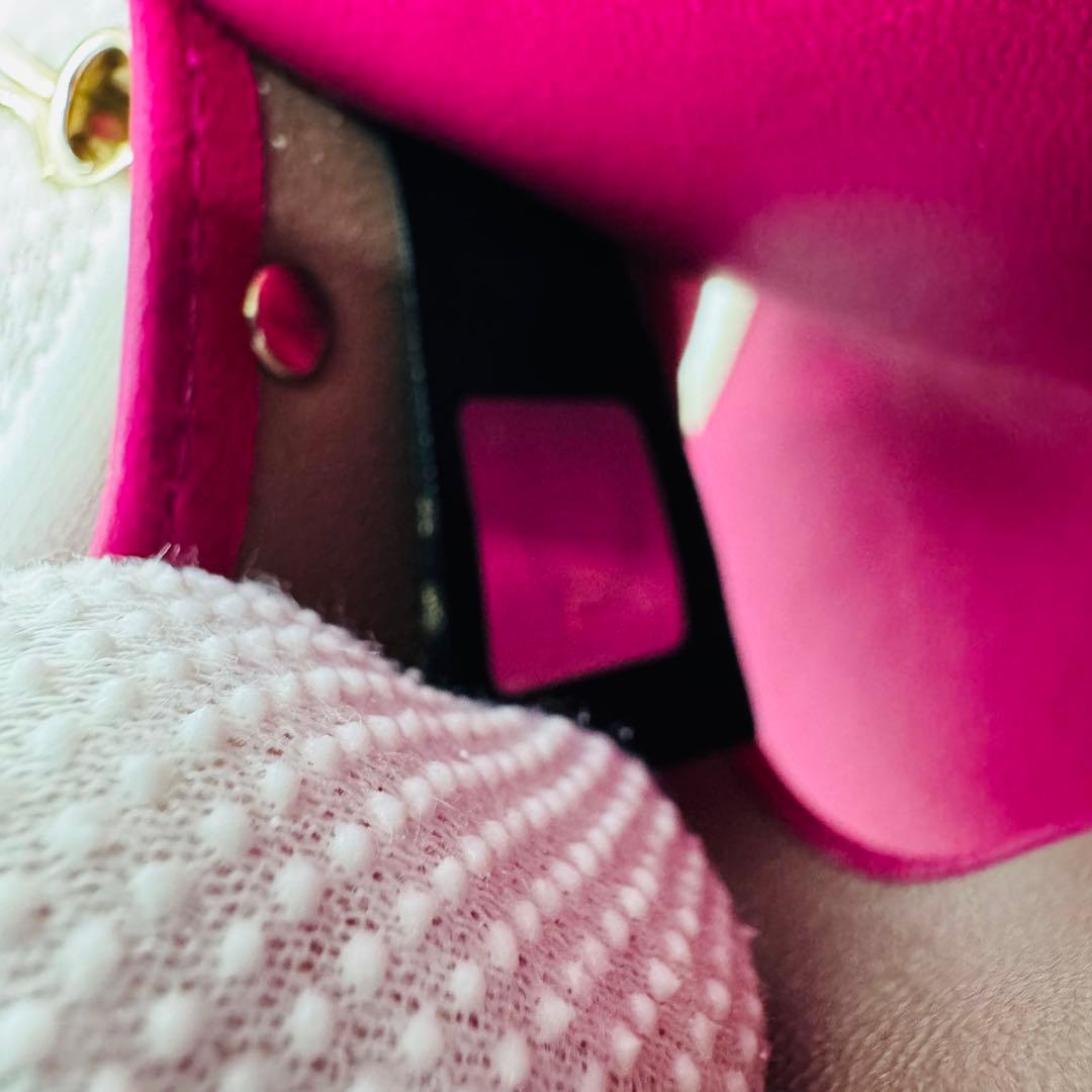 美品 ブルガリ BVLGARI ロゴグリップ 6連キーケース 白 A904