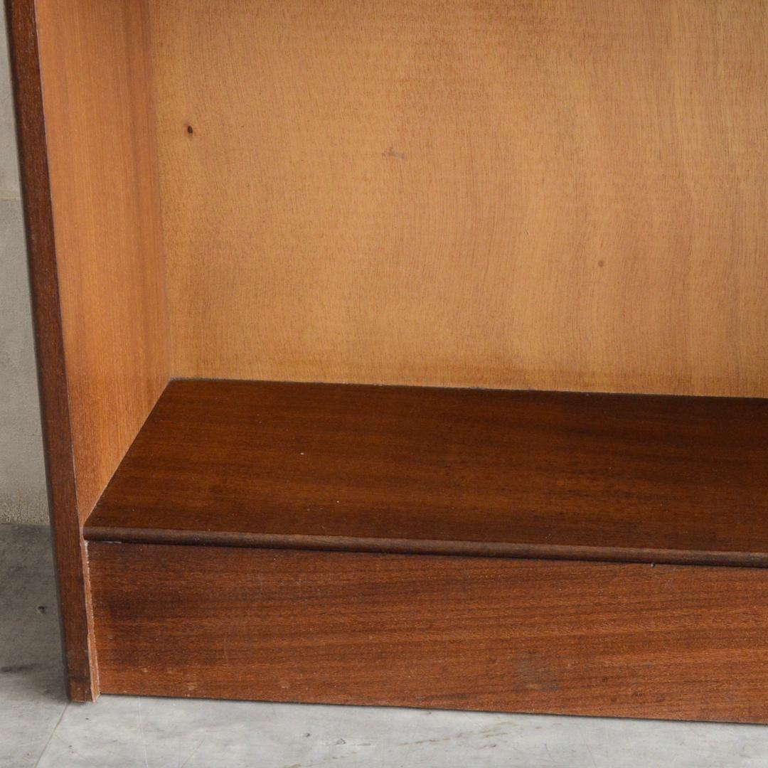 イギリスヴィンテージ チークシェルフ コンパクト 飾り棚 ディスプレイ 本棚