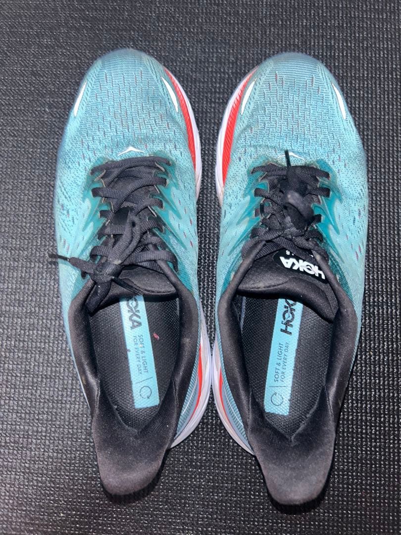 ホカオネオネ　クリフトン8  26.0cm