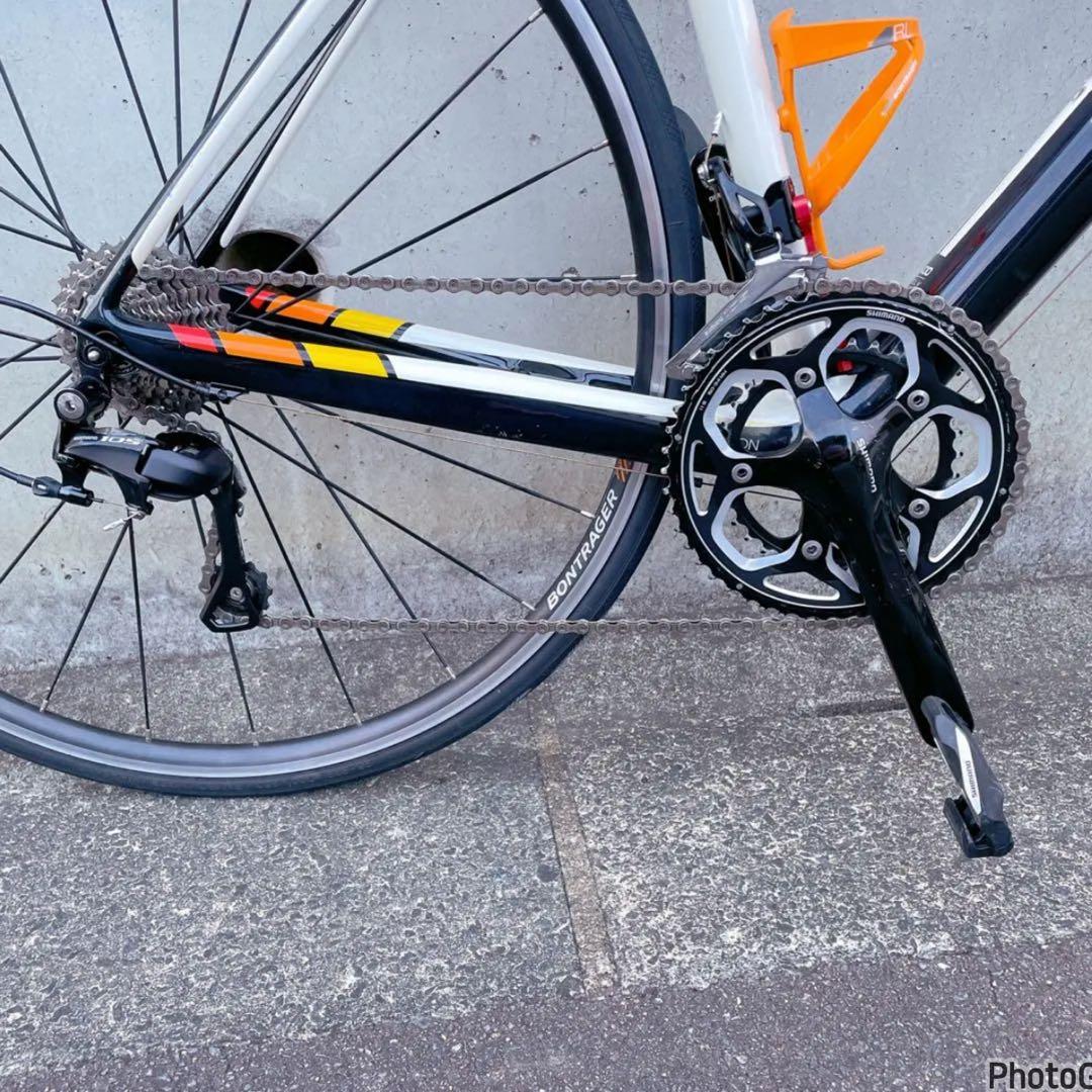 TREK DOMANE 4.3 フルカーボンロードバイク