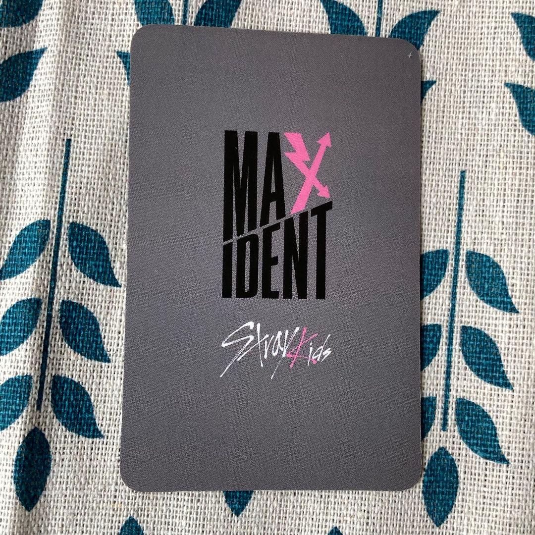 韓国 StrayKids MAXIDENT 4回 限定 フィリックス トレカ