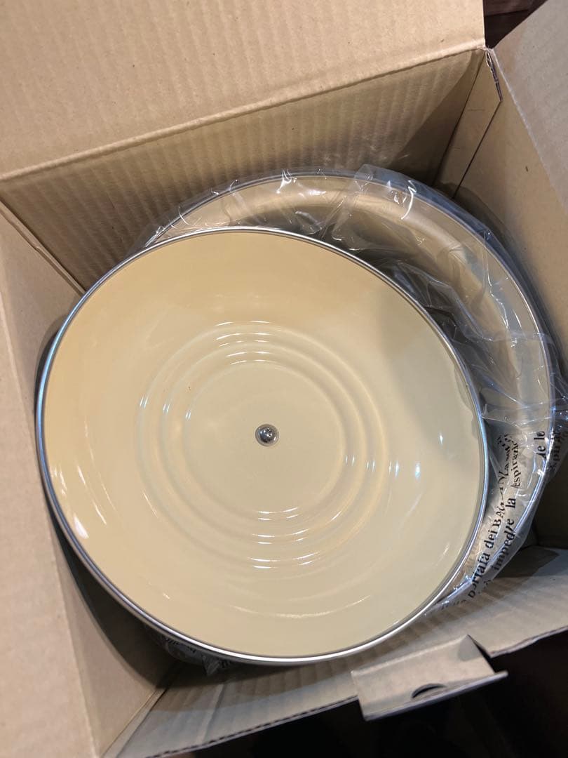 【新品未使用】LE CREUSET EOS キャセロール 20cm マリンブルー