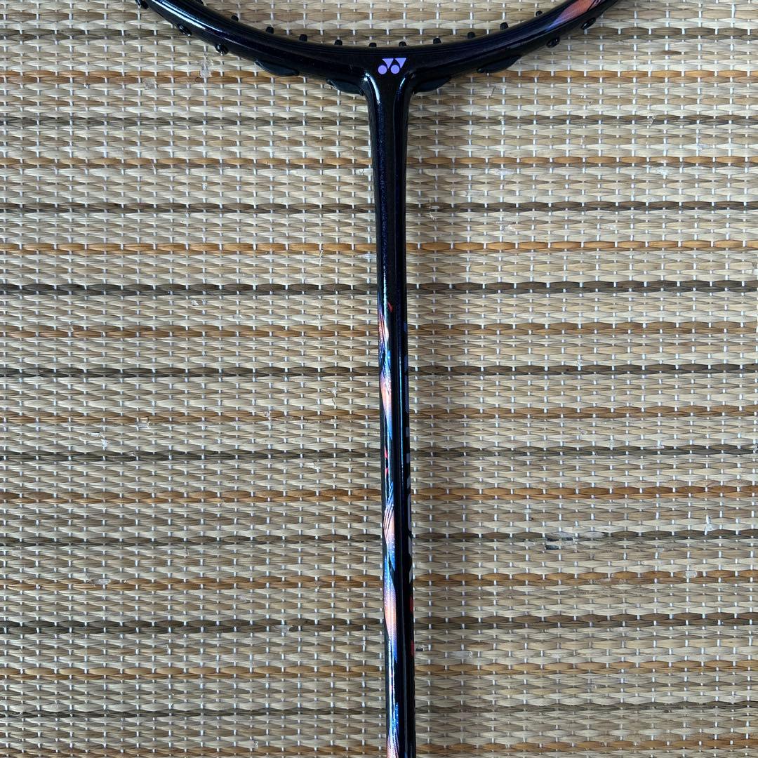 ASTROX 77 バドミントンラケット