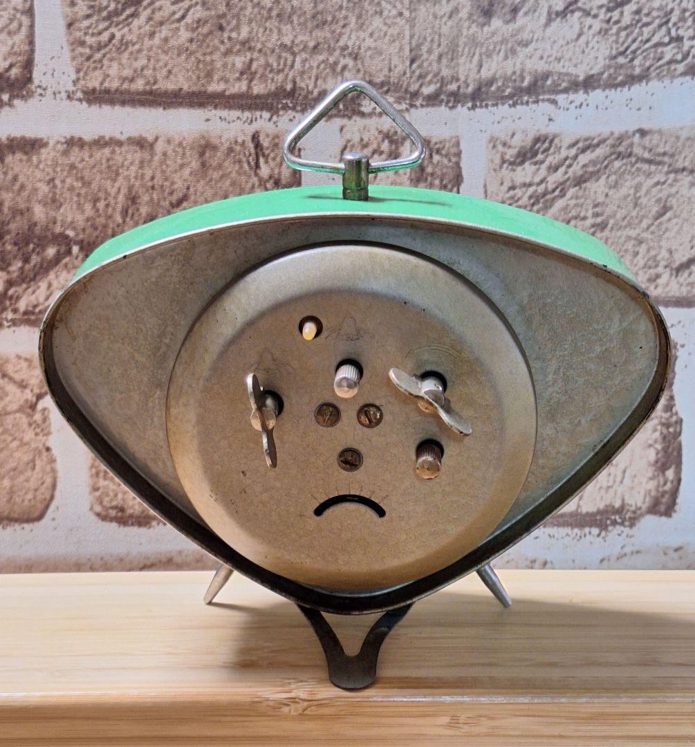 アンティークアメリカンヴィンテージ　レトロ　置き時計　目覚めし時計 ゼンマイ式