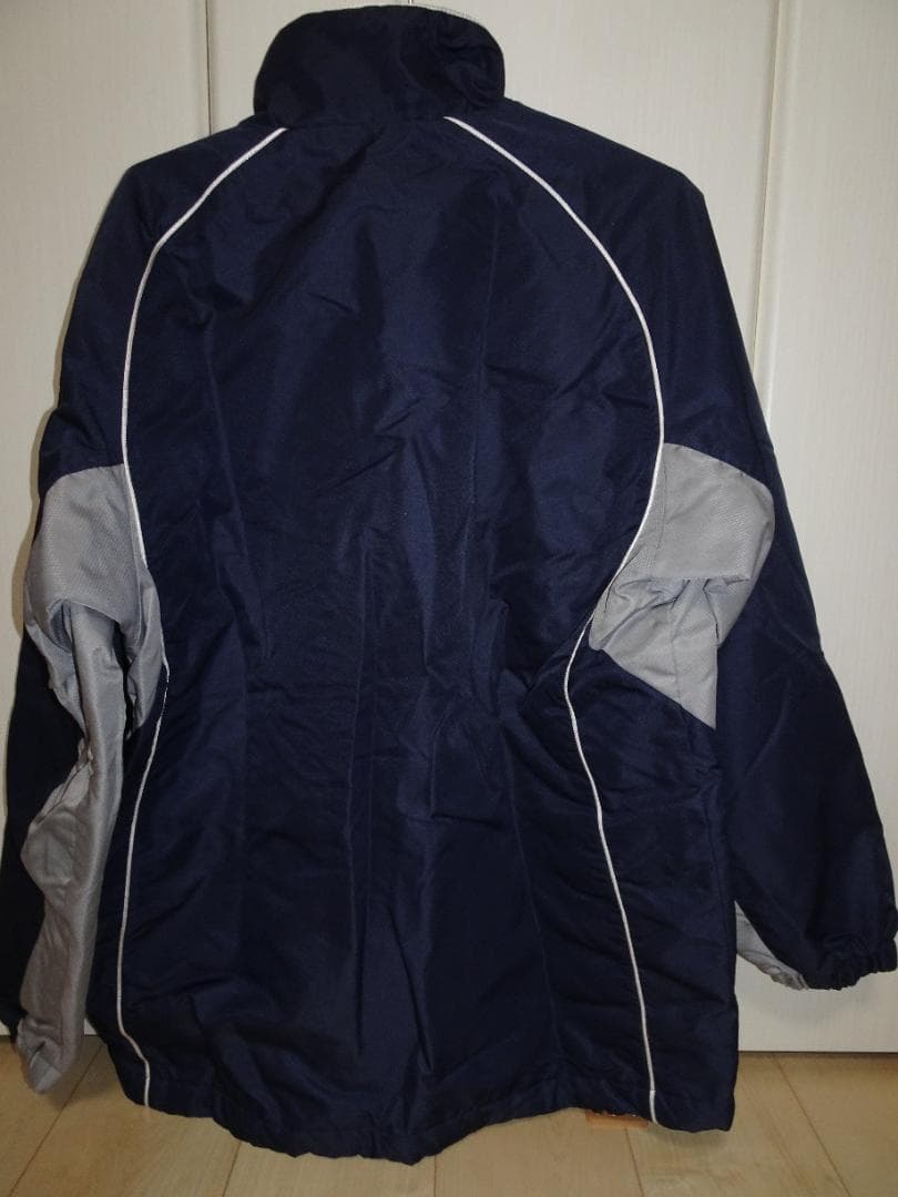 ミズノ　中綿入りウインドブレーカー上下セット