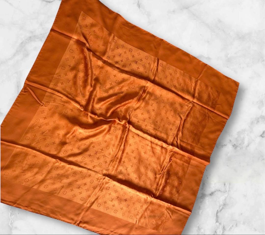 美品！！ルイヴィトン　スカーフオレンジヴィンテージ大判　モノグラム　#シルク