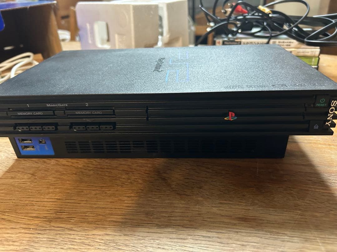 PlayStation 2 (SCPH-30000) 本体 + ゲームソフト