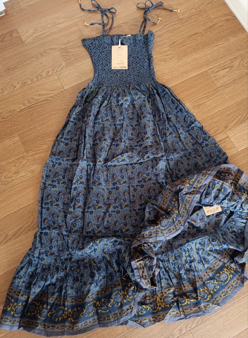 HUG O WaR ハグオーワー キャミソールワンピース　size：Ｆ