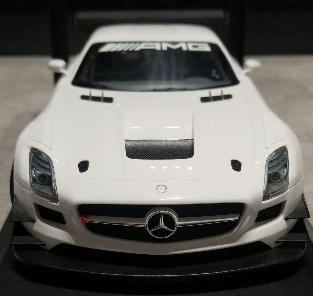 【レア美品】ミニチャンプス 1/18 メルセデスベンツ SLS AMG GT3