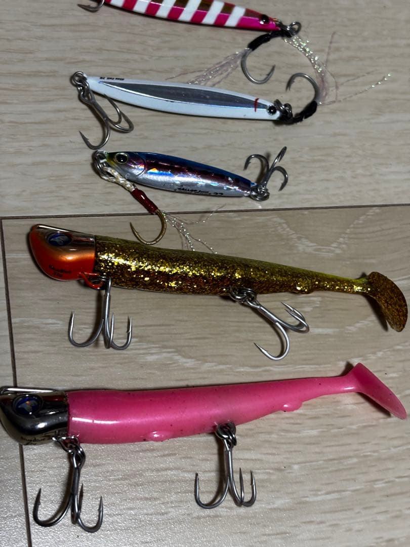 チ*ズ様 【豪華13点セット】サーフ特化ルアーまとめ売り 未使用多数