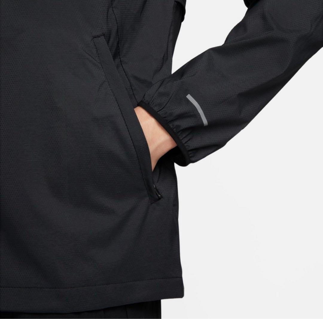 新品‼️ナイキ　ウィンドランナー　長袖 フルジップ　撥水加工　UV加工　黒　M