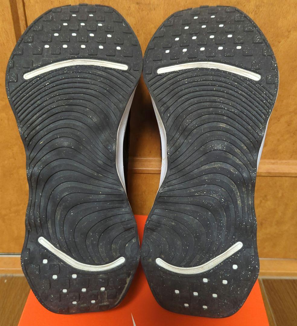 最終値下げ!! ナイキ WMNS NIKE MOTIVA