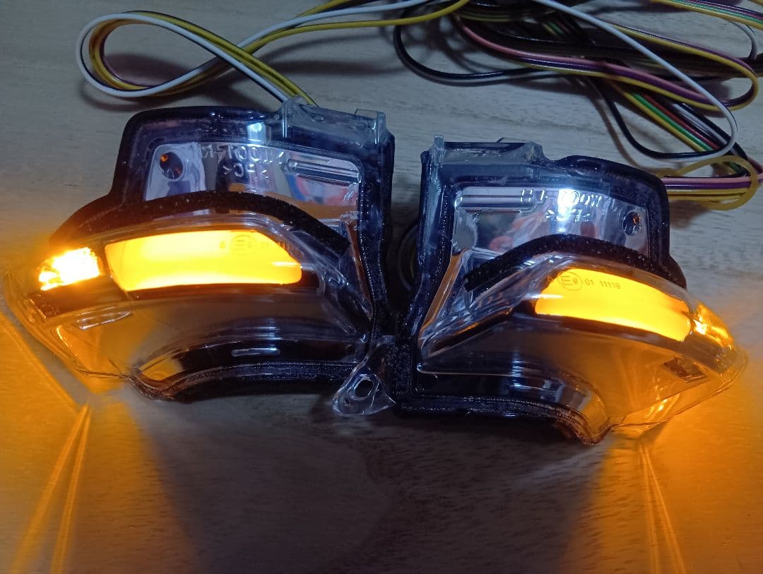 AVEST　プリウス50系　カムリ70系シーケンシャルドアミラー　廃盤品　ブルー