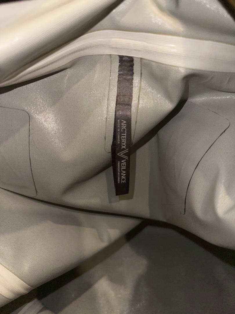 バッグ Veilance tote bag