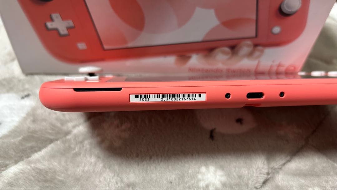 Nintendo Switch Lite コーラル 本体 箱 充電器付き