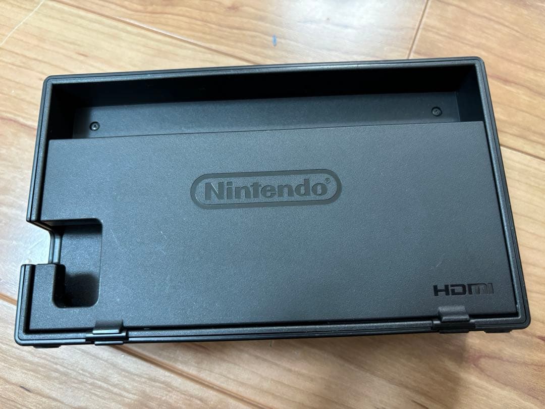 Nintendo Switch 本体 Joy-Con付き　HAC-001