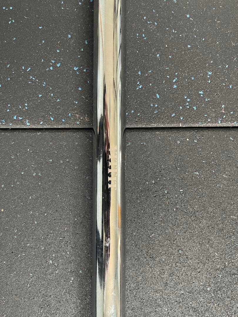 ★残り2本★送料無料★バーベル 180cm 28mm ベンチプレス スクワット