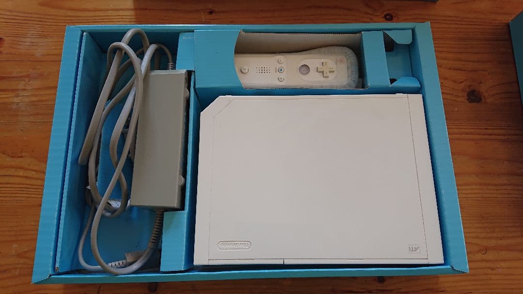 Nintendo Wii 本体 + wiiパーティー