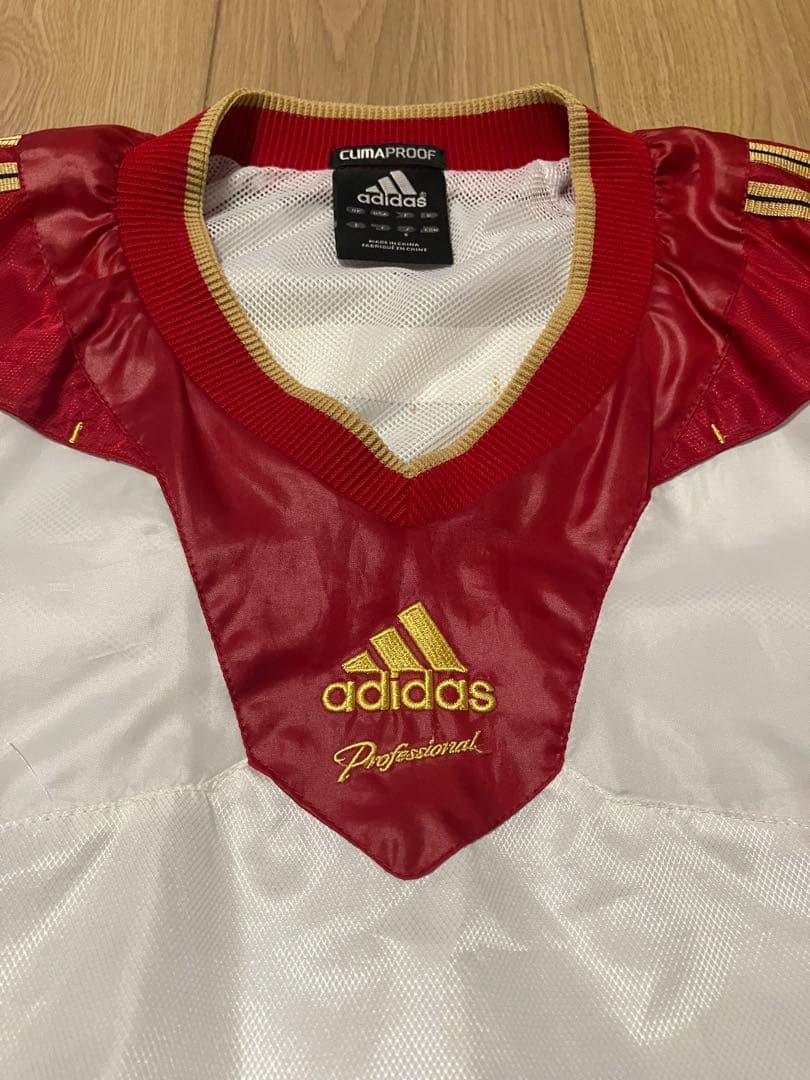 美品 アディダスプロフェッショナル 半袖 ウィンドブレーカー 白 赤 坂本 野球