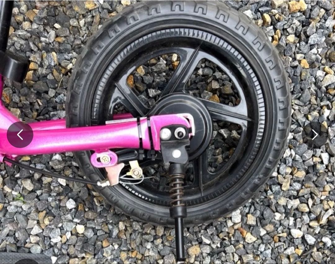 ストライダーmotion ピンク　ペダル無しでバランス感覚で早く自転車に乗れます